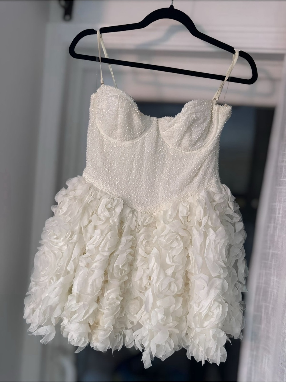 Oh Polly size 10 Ivory Floral Beaded Party Dress